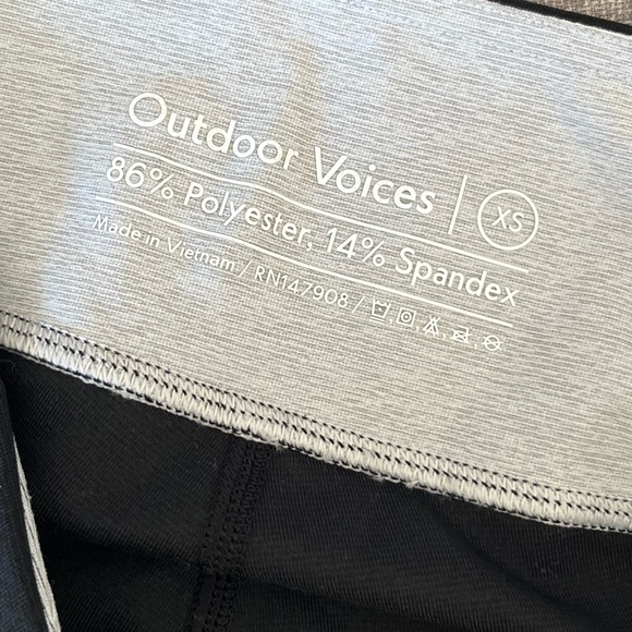 Outdoor Voices Tri-Color Leggings - Picture 6 of 6